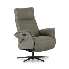 Groen beklede Montel Brava relaxfauteuil met een draaibare, zwarte metalen voet en ergonomisch ontwerp voor maximaal comfort.